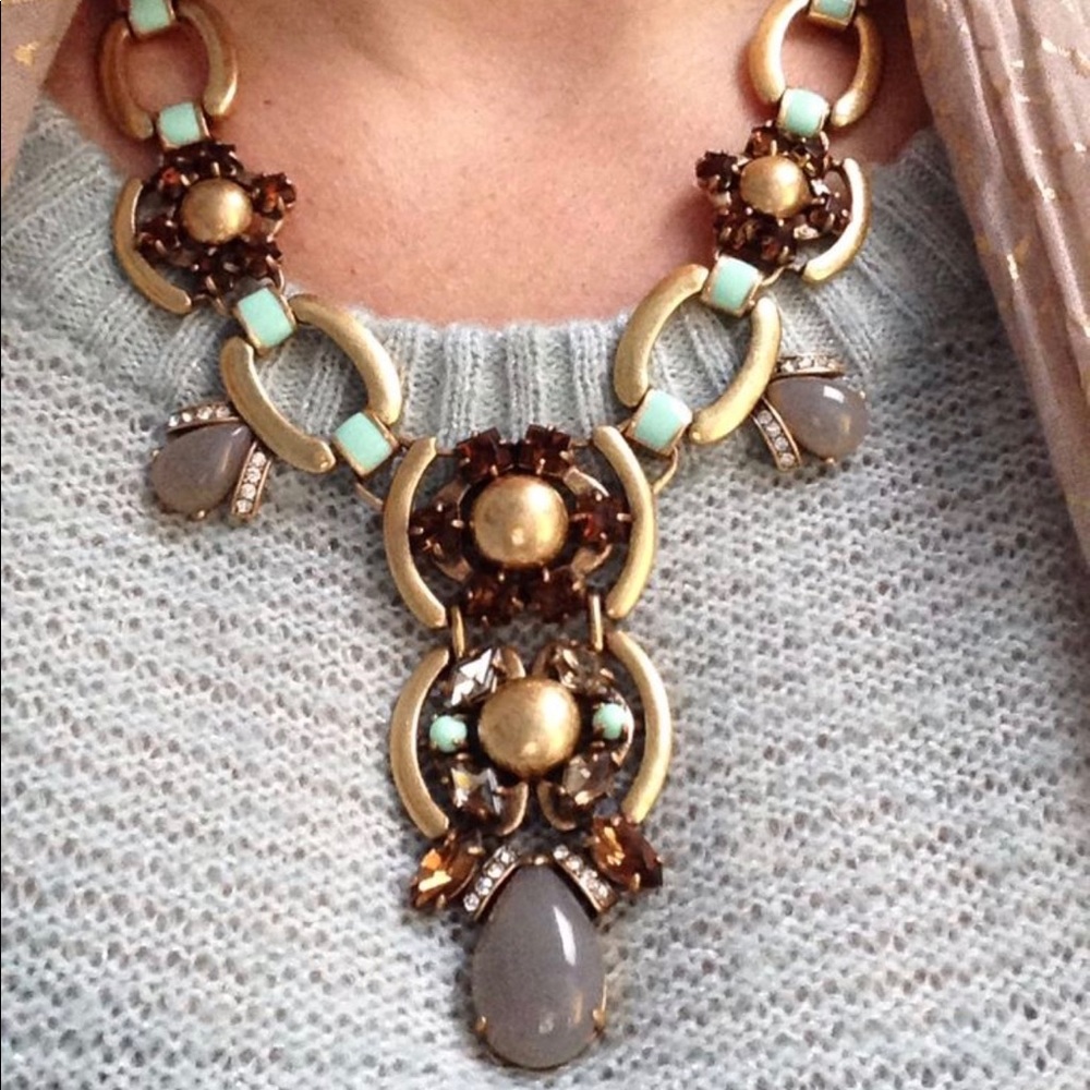 Livy necklace