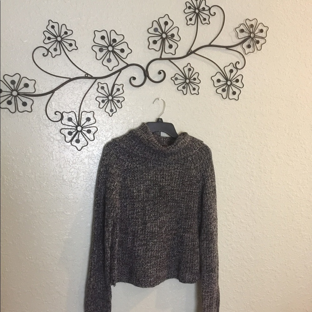 Knit gray sweater