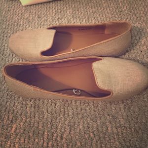 Size 8 NY&C flats