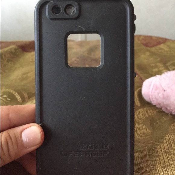iPhone 6s Lifeproof Case - Picture 2 of 2