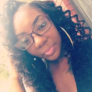 Meet your Posher, Reisha