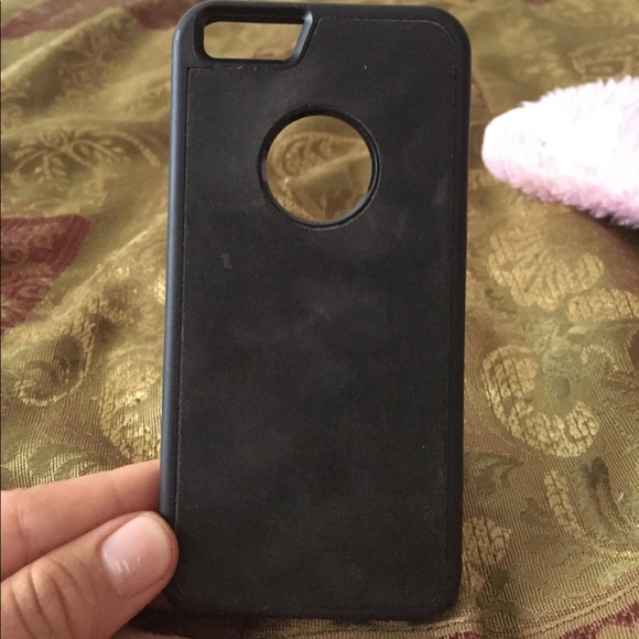 An iPhone 6 phone case - Picture 2 of 2