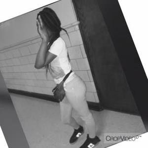 Meet your Posher, Esther