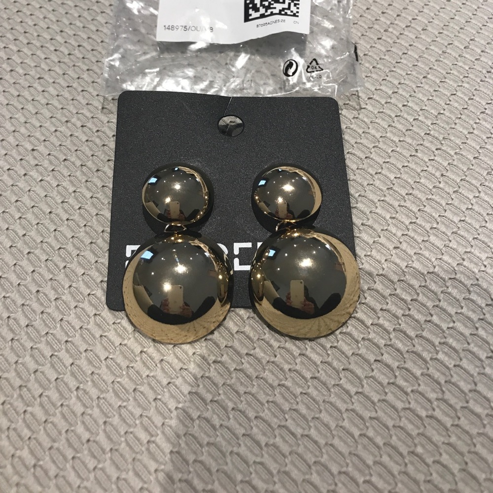 H&m earrings