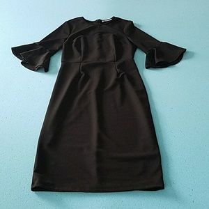 NWOT FLUTTER BELL SLEEVE FITTED MIDI DRESS