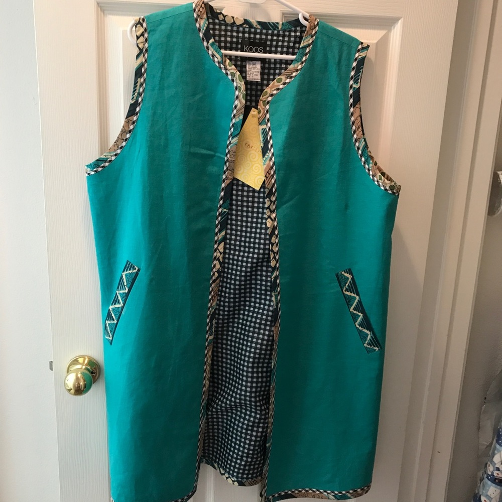 WOMENS DESIGNER 👩‍🎨 REVERSIBLE VEST