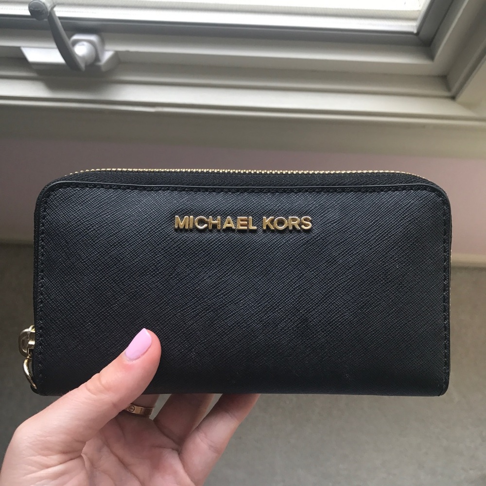 Black Micheal Kors Wallet