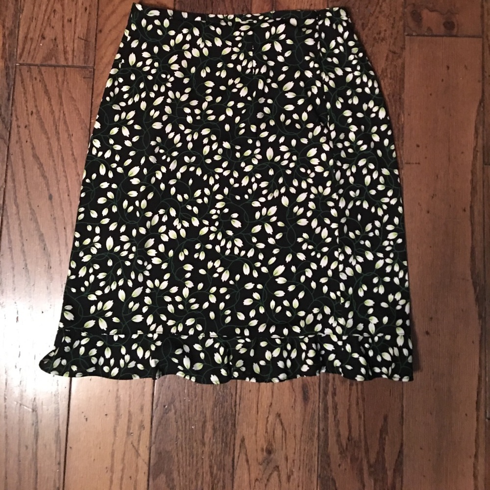 Requirements Floral skirt ruffle trim