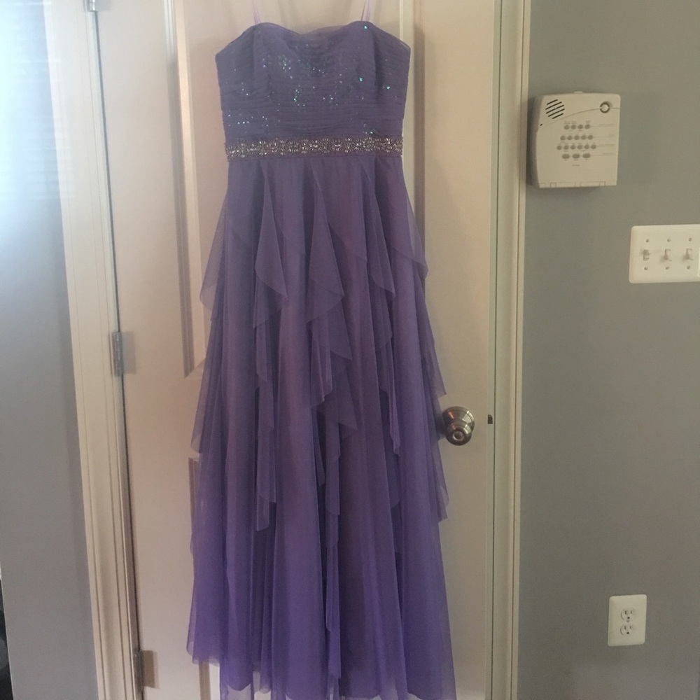 Purple strapless prom dress