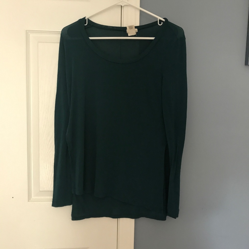 Green high low long sleeve