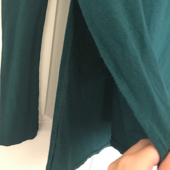 Green high low long sleeve - Picture 3 of 3