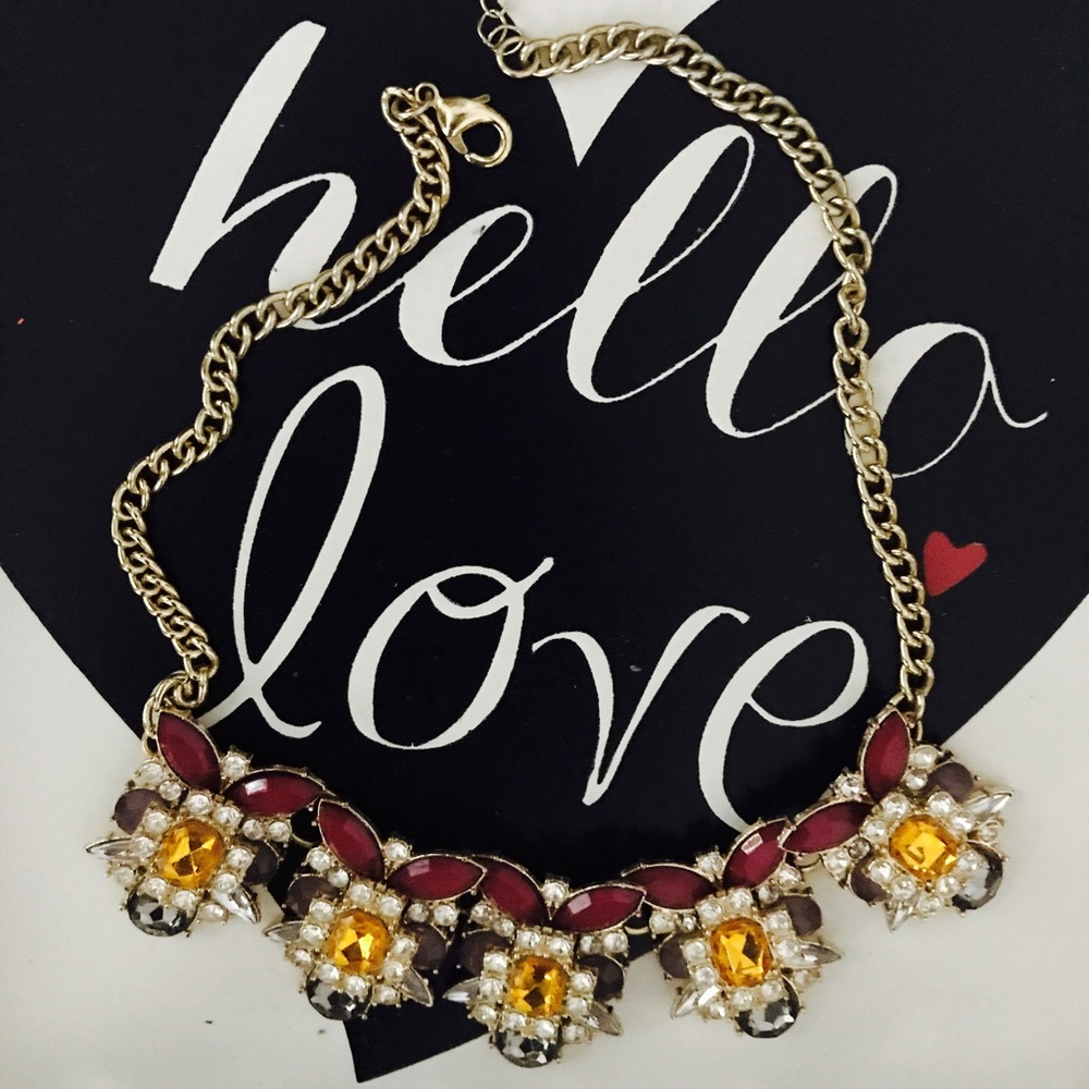 🆕 Statement Necklace Purple & Gold - Picture 2 of 2