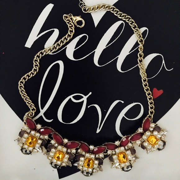 🆕 Statement Necklace Purple & Gold - Picture 2 of 2