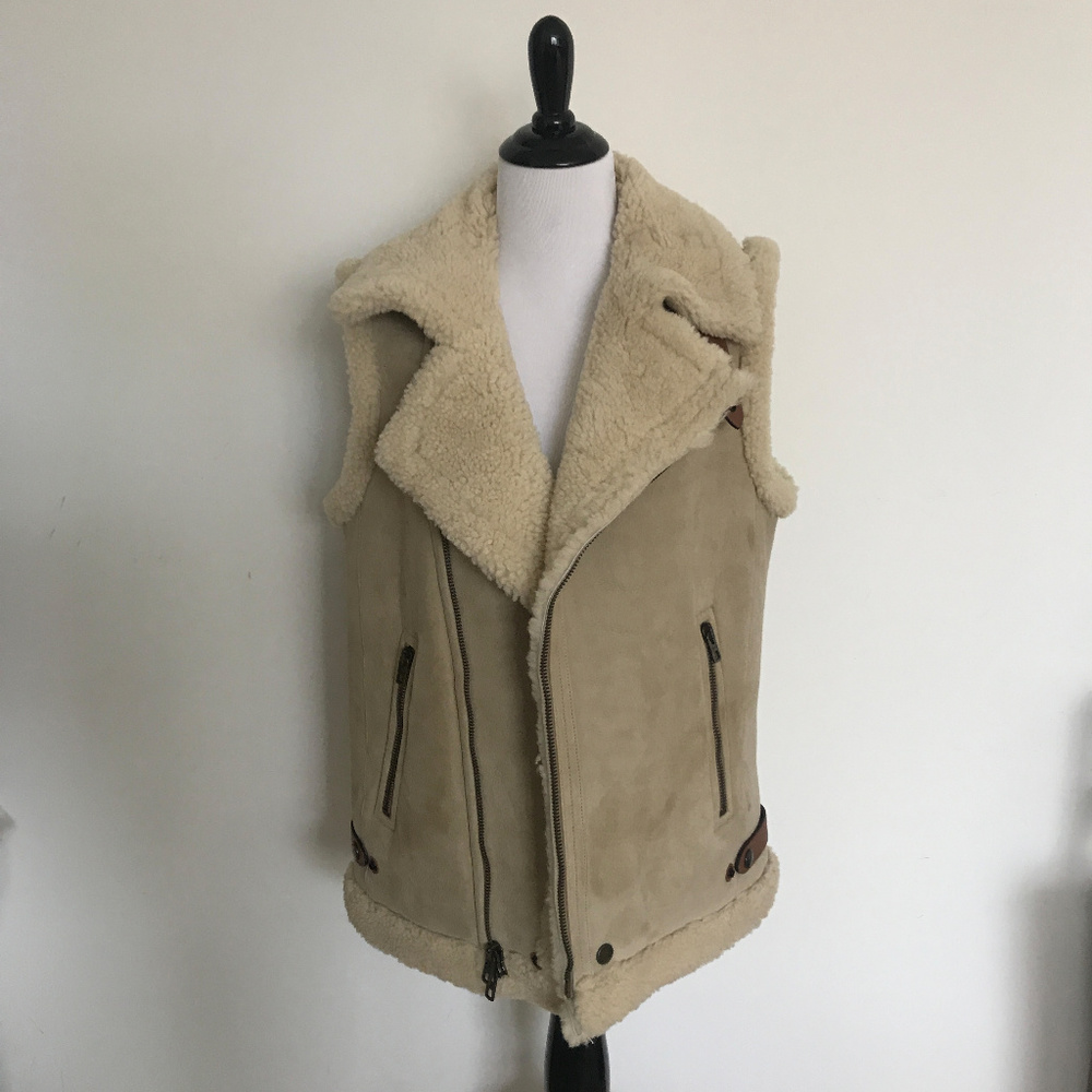Coach Women's Oversized Shearling Vest Size S/M