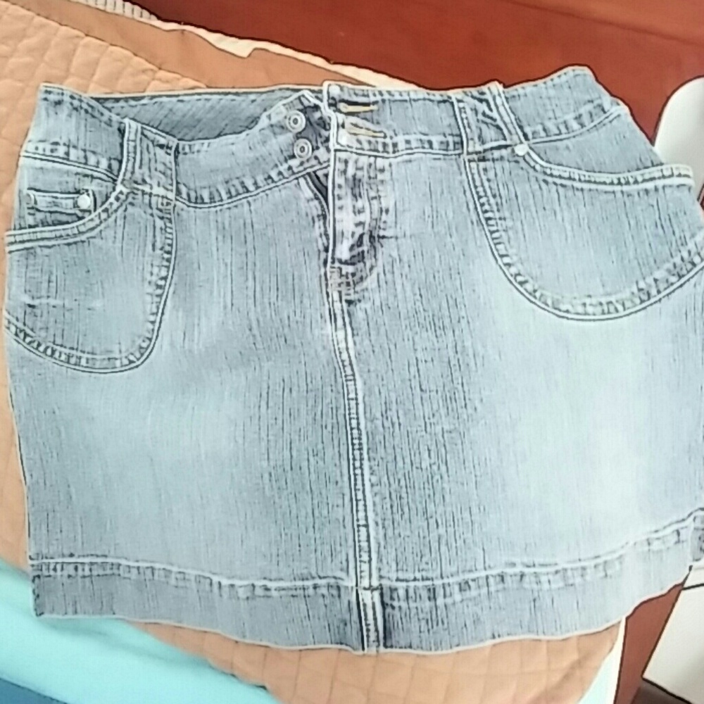Denium mini skirt.