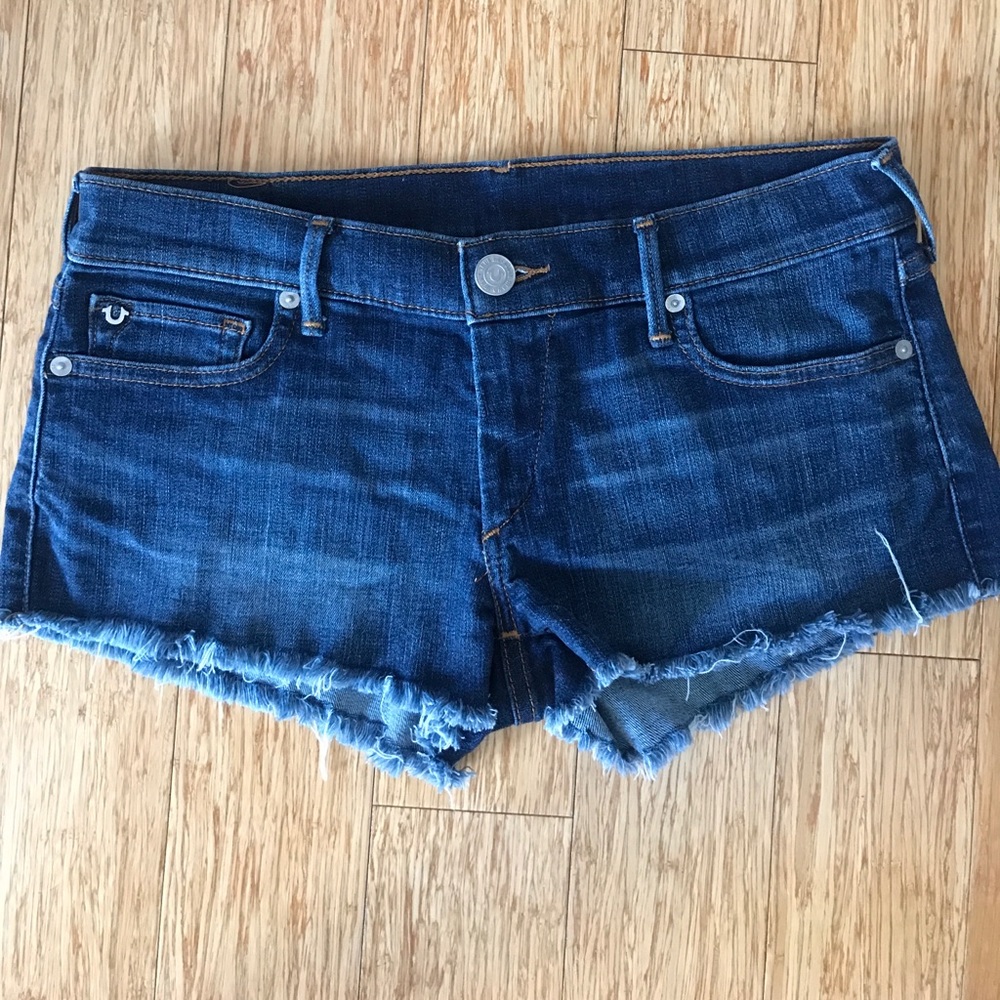 Women's True Religion cut off denim shorts size 29