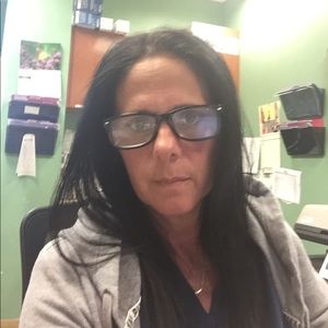 Meet your Posher, Michele