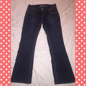 Wallflower Jeans. Dark Wash