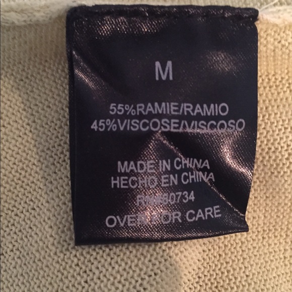 Light weight sweater - Picture 3 of 4