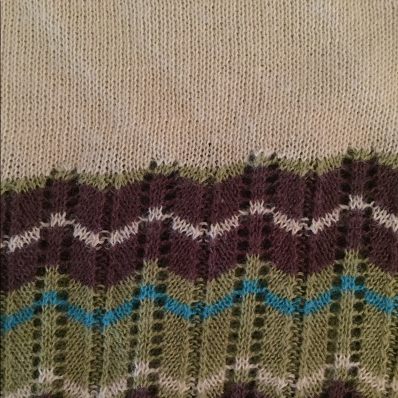 Light weight sweater - Picture 4 of 4