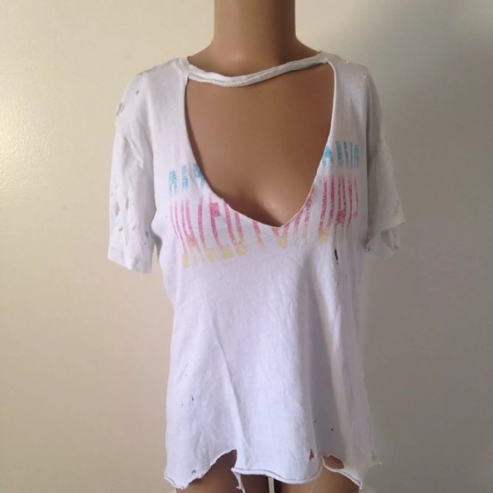 Destroyed "Dazed for days" choker tee