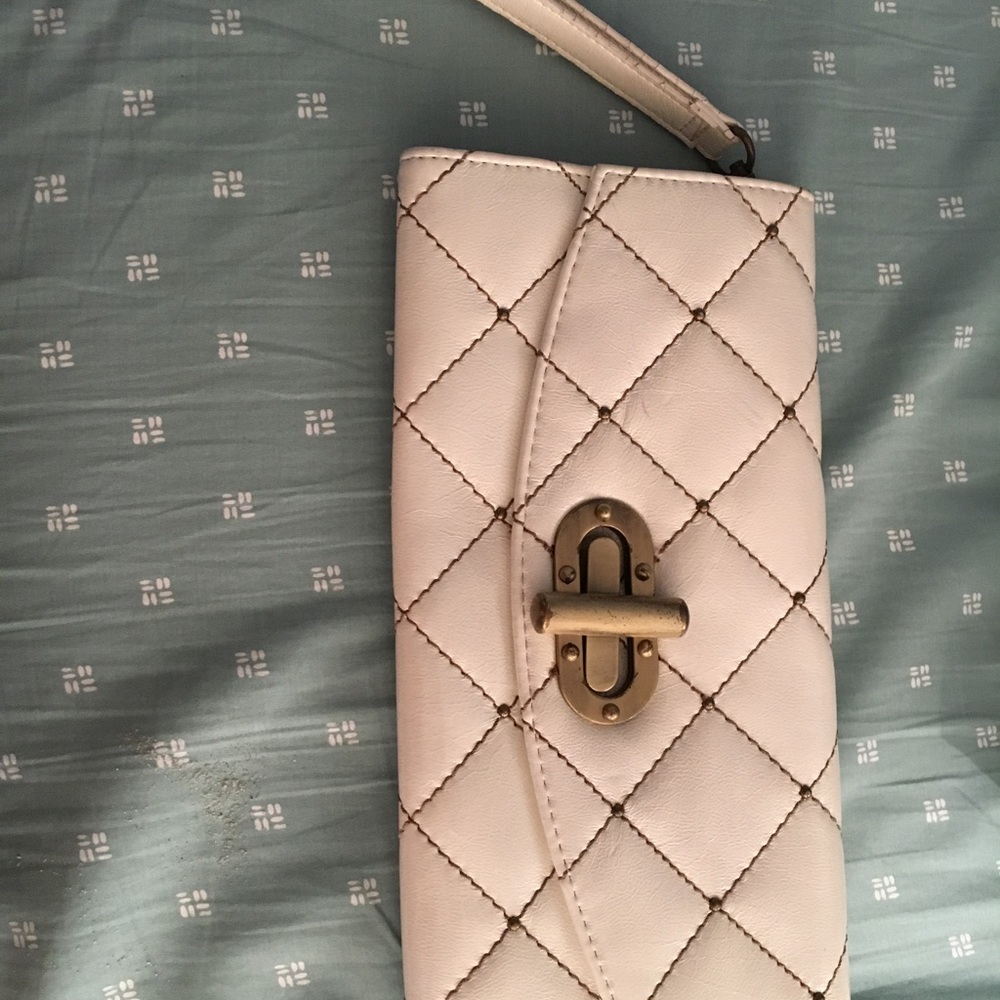 Chinese Laundry Purse hint of pearlescent shine.