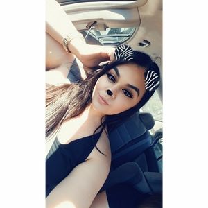 Meet your Posher, Monica