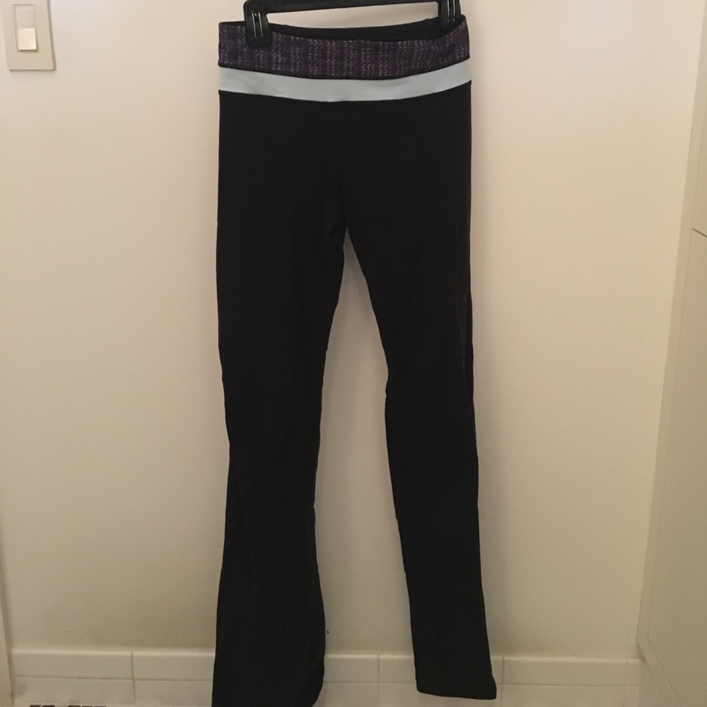 Lululemon yoga pants