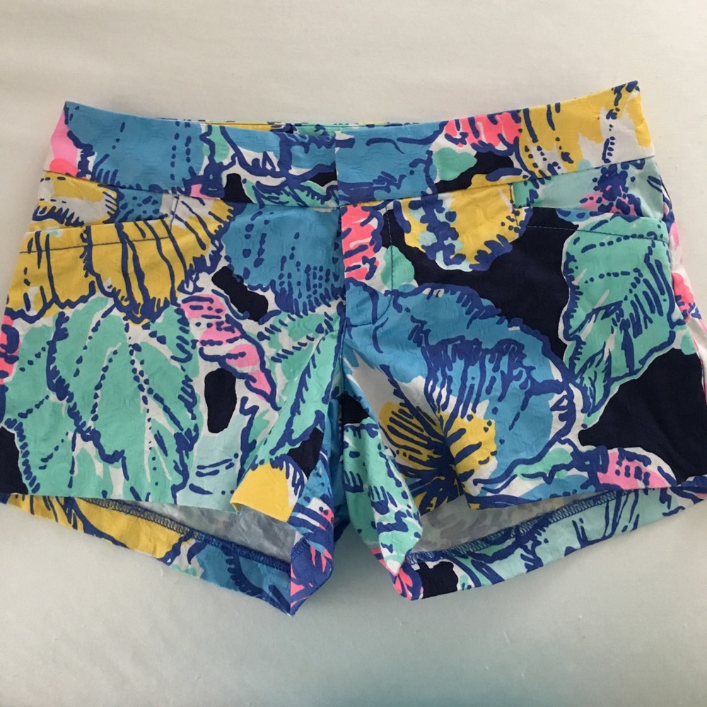 Lilly Pulitzer Ellie shorts Big Flirt print