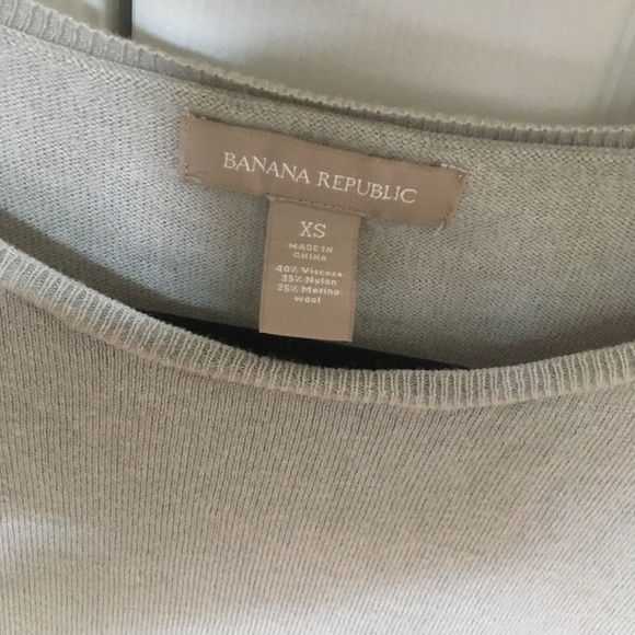 Light grey sweater in excellent condition - Picture 3 of 3