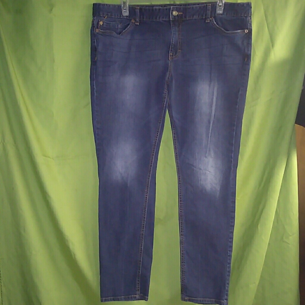 Sexy Mossimo jeans size 18s
