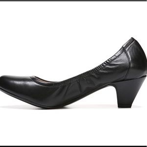 Naturalizer Leather Upper Shoes