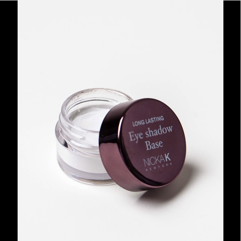 Dramatic Eye Shadow Base