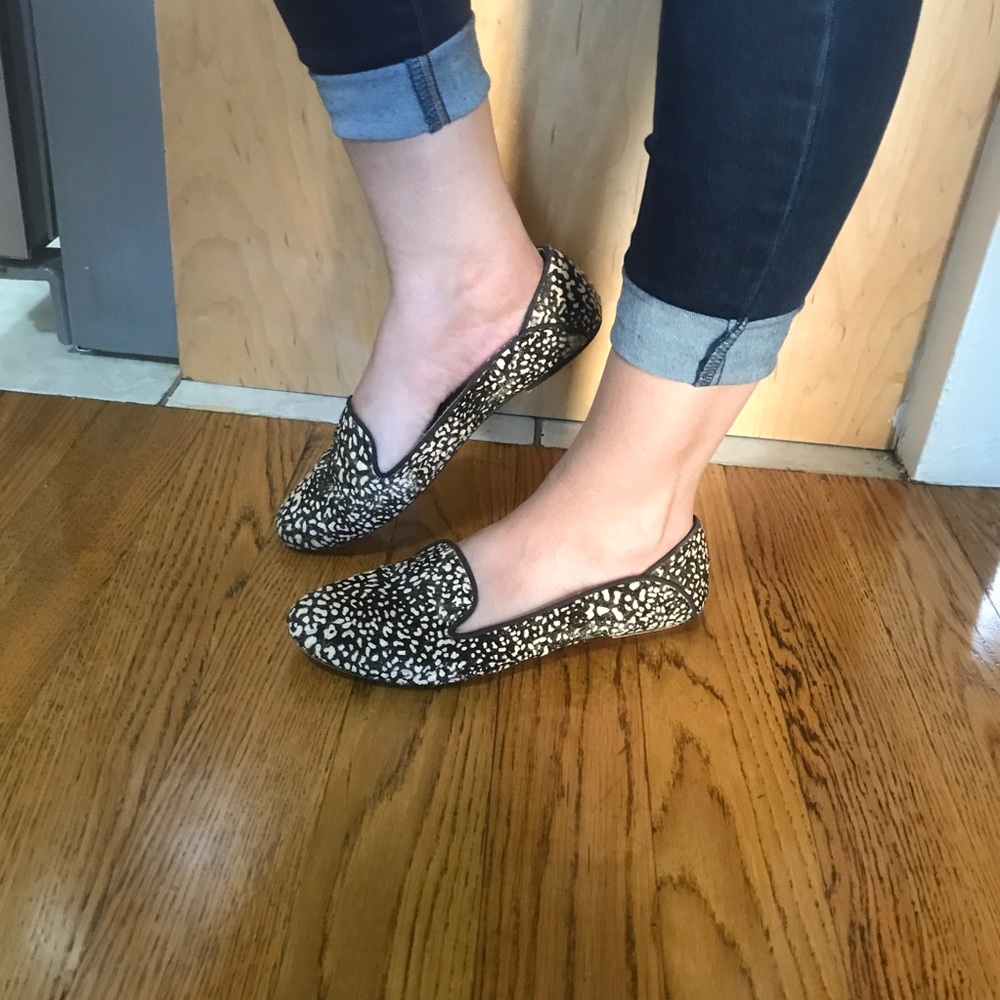 Gee Wawa Brown & White Flats Size 9