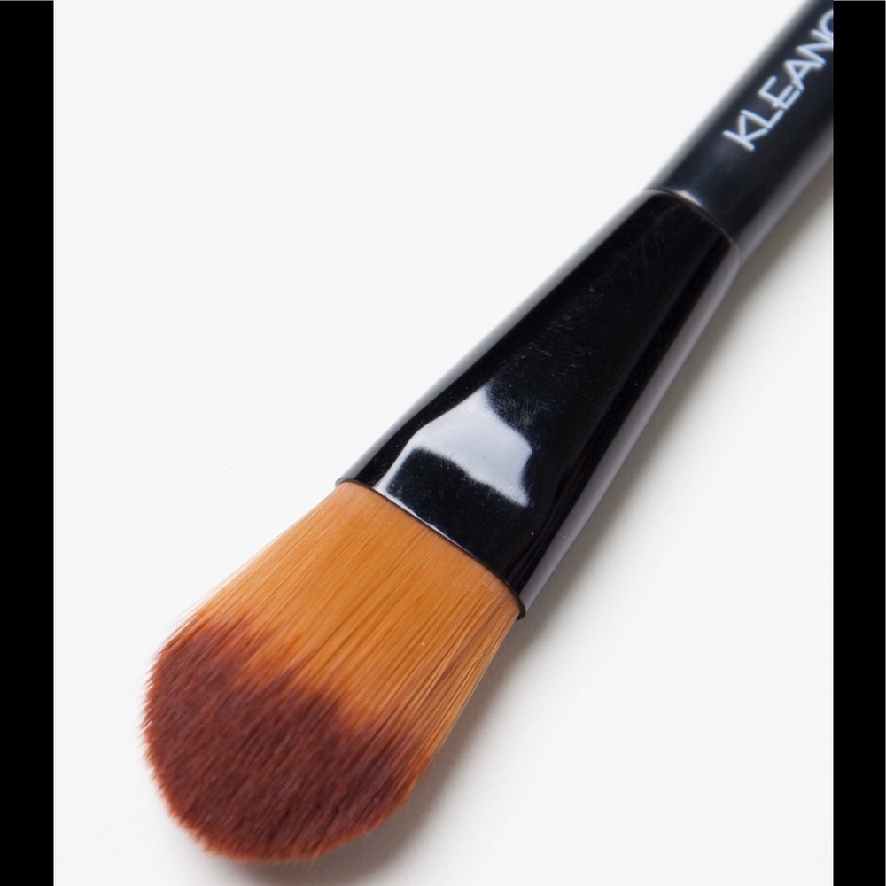 Professional Makeup Brush Set - Picture 5 of 6