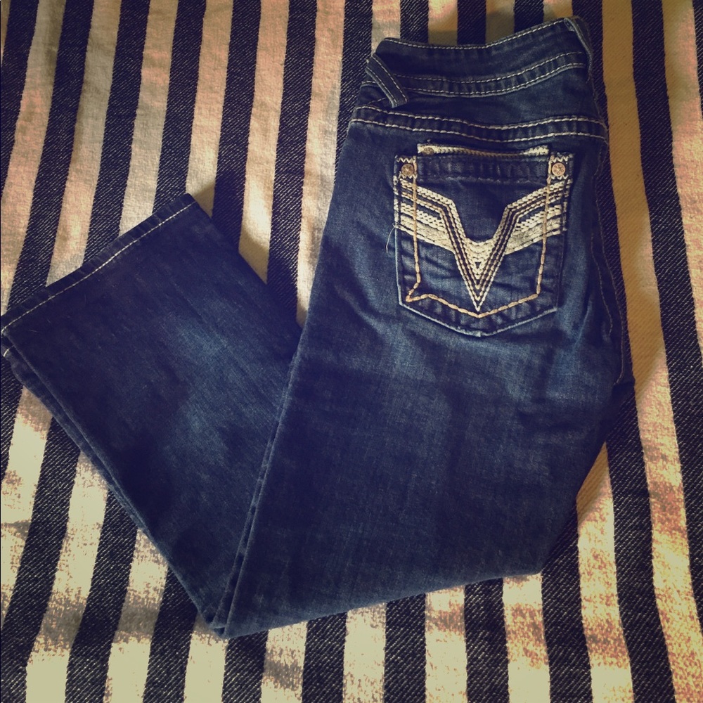 Denim Capris 🌺MAKE AN OFFER🌺