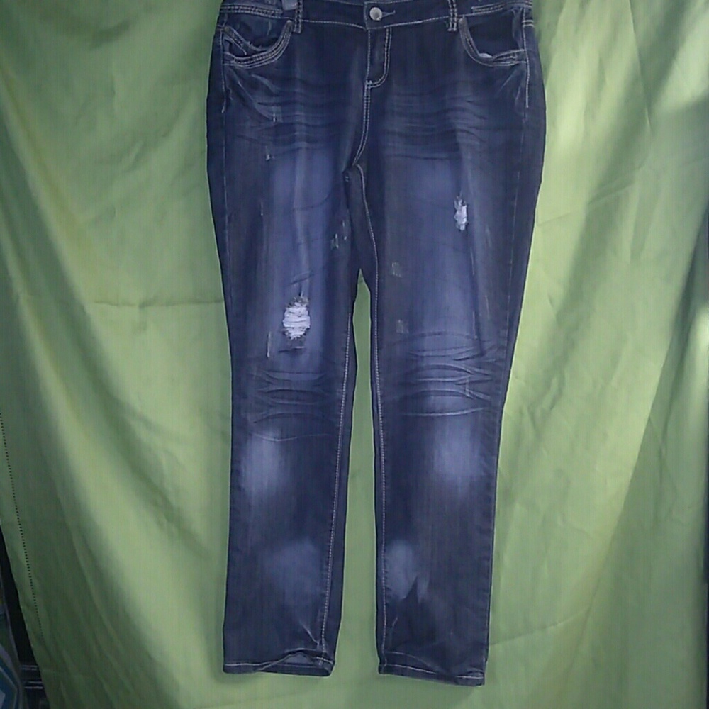 Almost Famous skinny jeans size 16