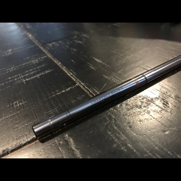 Burberry Effortless Kohl Eyeliner No. 2 Brown - Picture 2 of 5