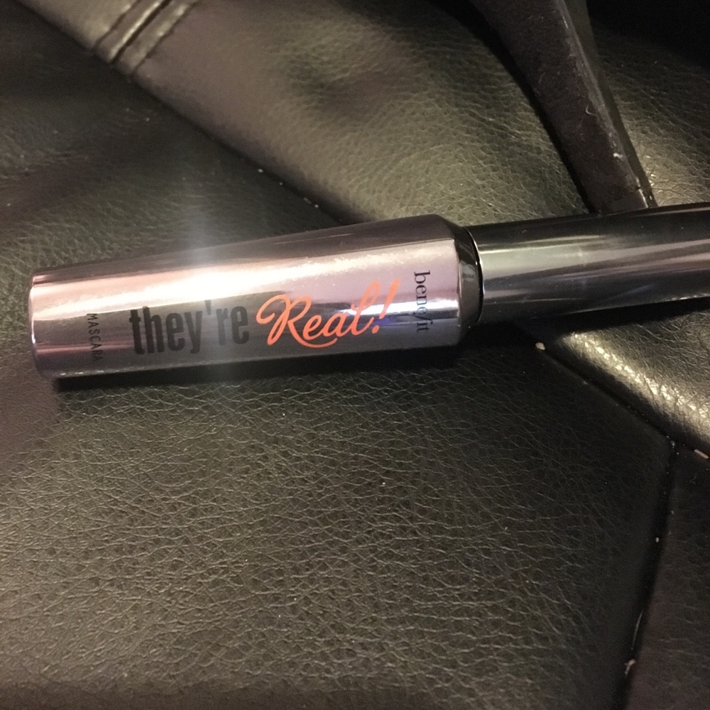 Benefit they're real mascara full size