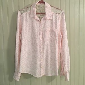 Adorable pink and white button down shirt