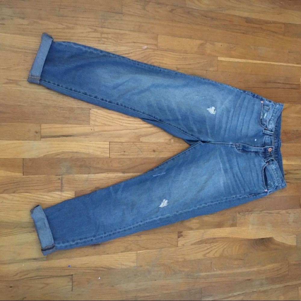 Urban Outfitters Mom Jeans