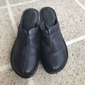 Born clogs