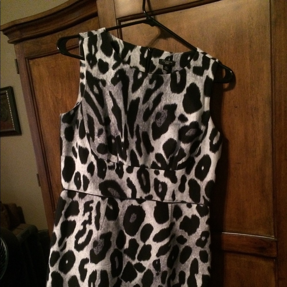 Animal print dress sleeveless light wear