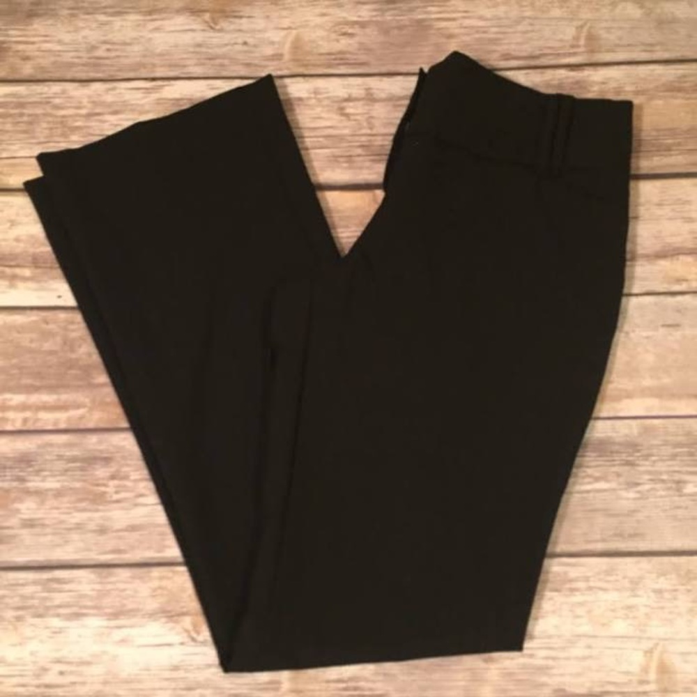 NWOT The Limited Navy Cassidy fit trousers