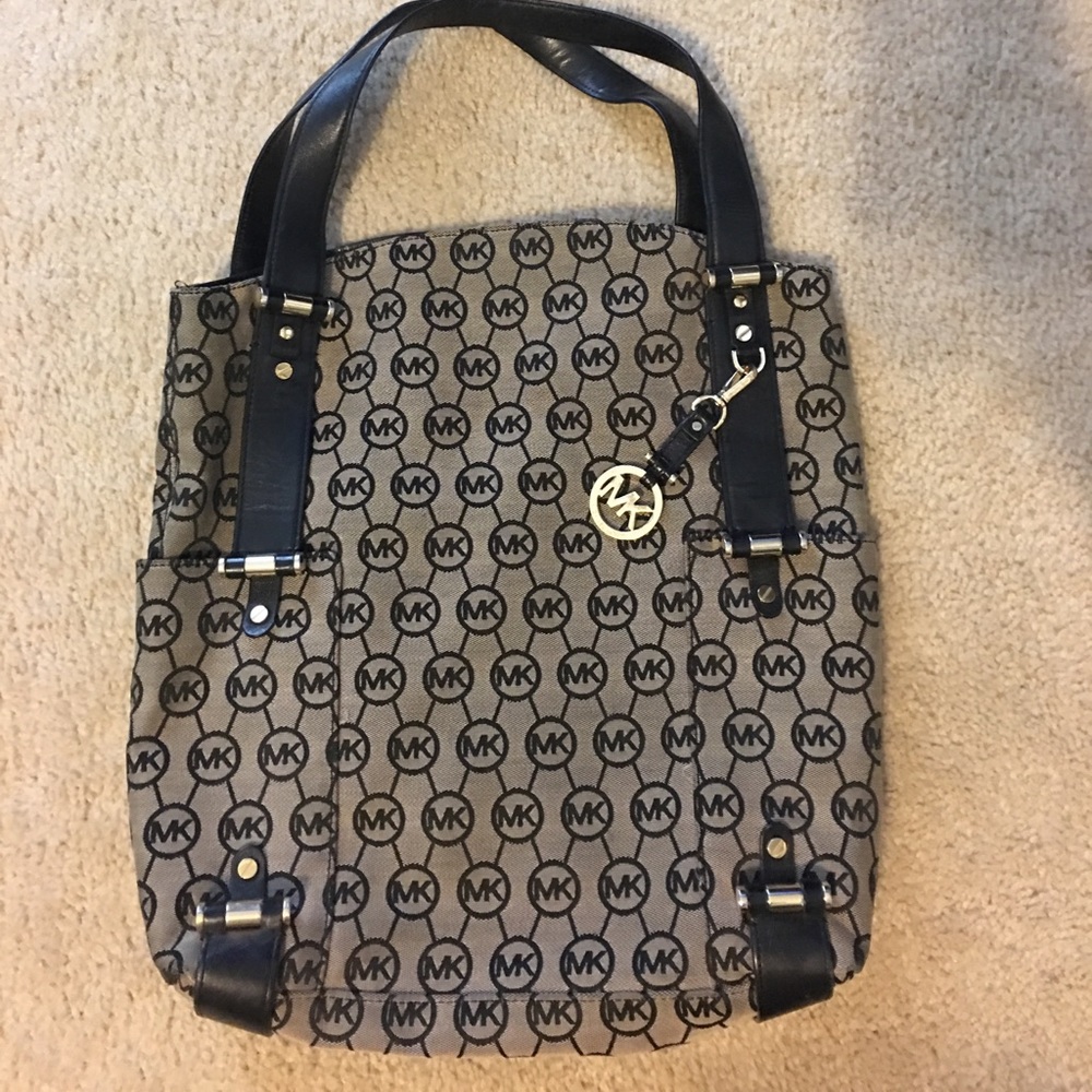 MK Tote