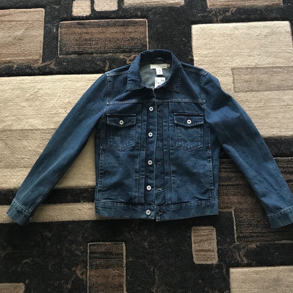 New never worn Denim jacket