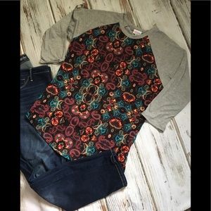 20% off✨LuLaRoe Randy shirt BNWT large