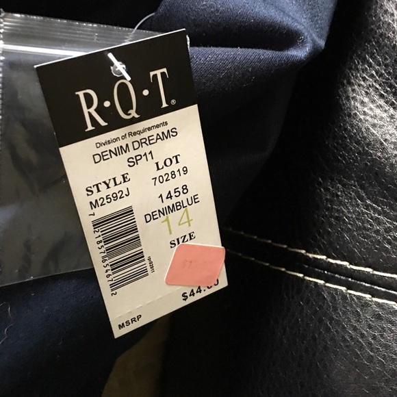 Lightweight blue suit - Picture 5 of 5