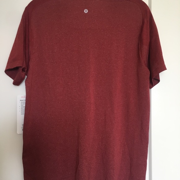 Men's Metal Vent Short Sleeve - Picture 2 of 2