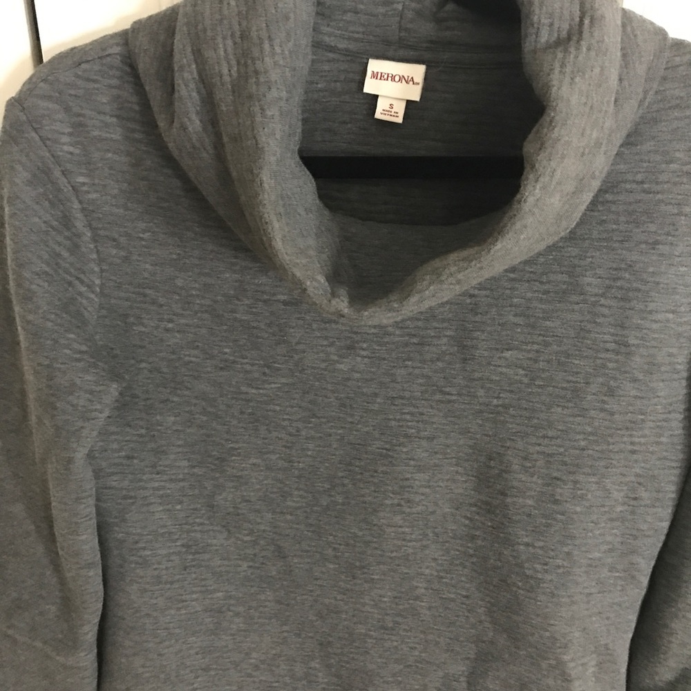 Gray Sweater - image 3